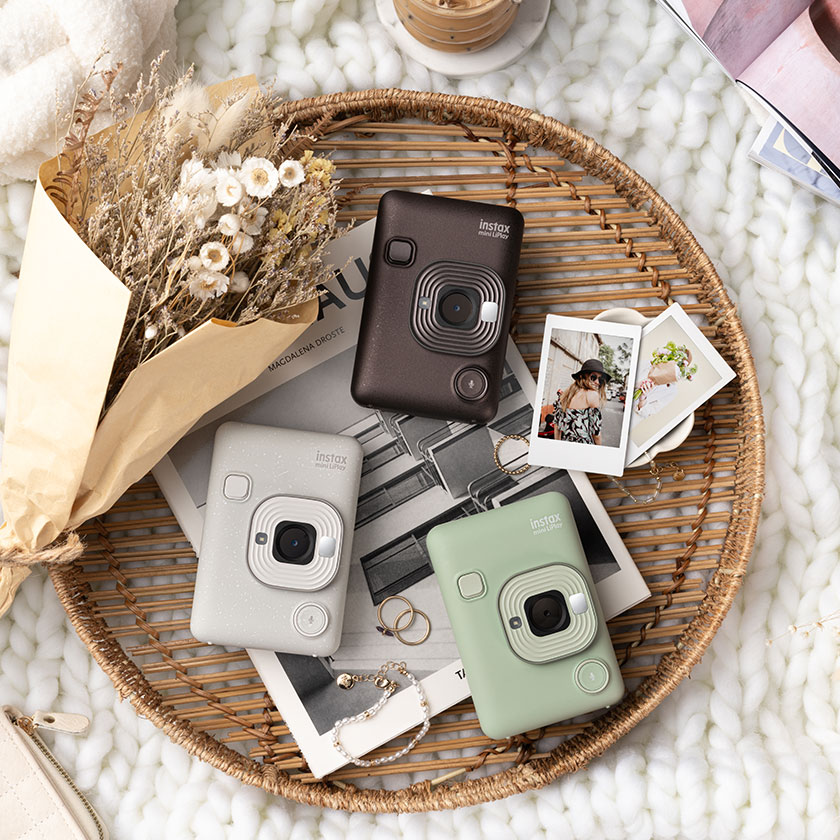 instax mini LiPlay