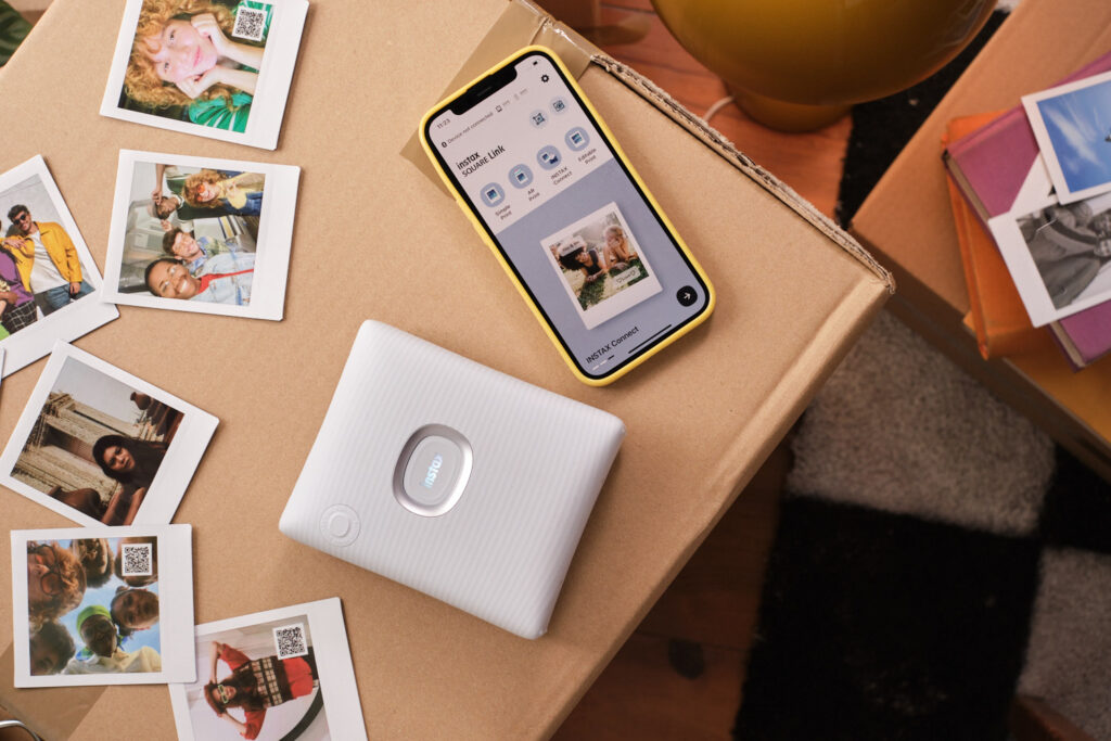 The photos on your phone won’t share themselves - The instax™ spring sharing guide