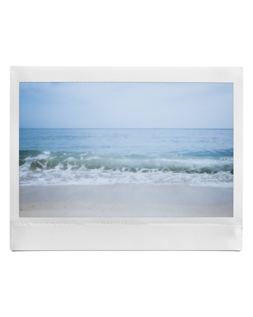 How to make the most of a beach day with your instax™ camera