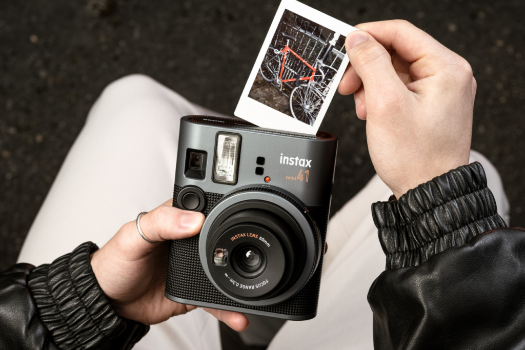 The instax™ guide to wedding season
