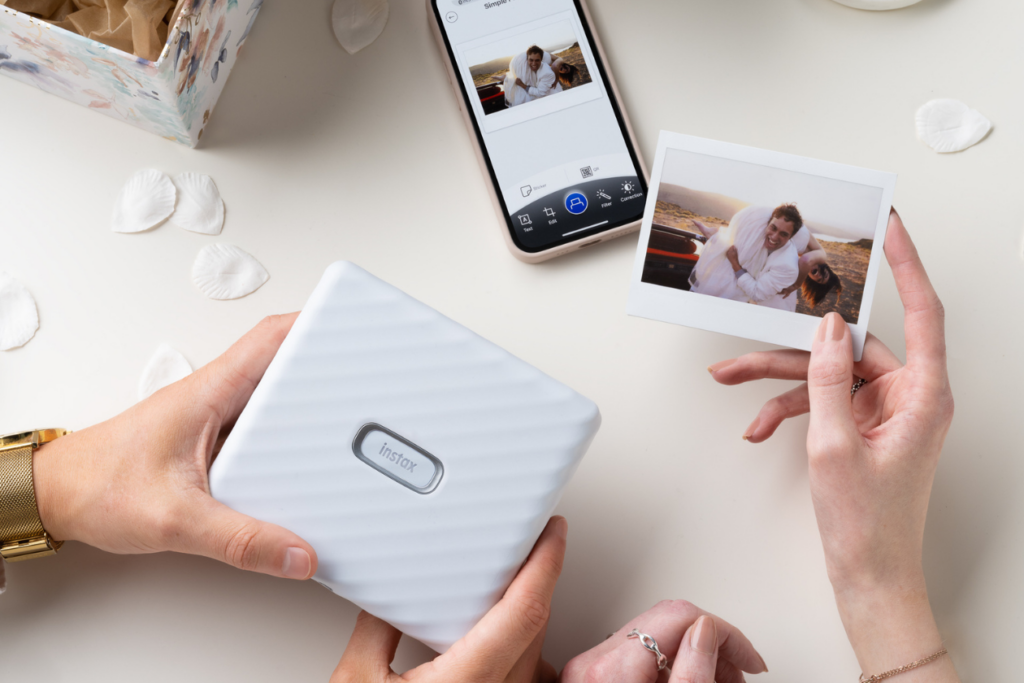 The instax™ guide to wedding season