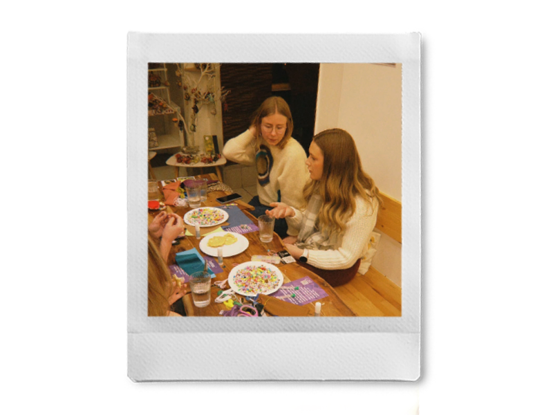 Make a snow globe, make a friend at our instax™ community events