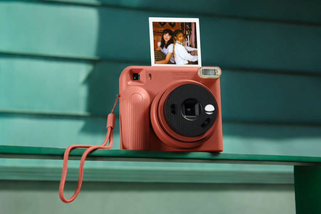 instax SQUARE 2™