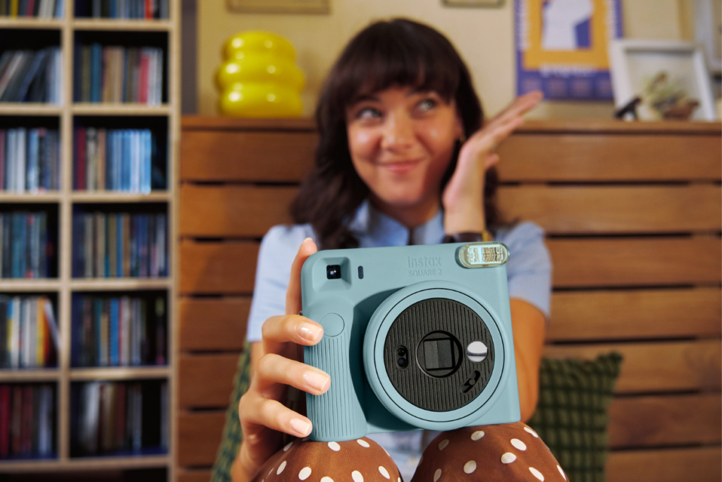 instax SQUARE 2™