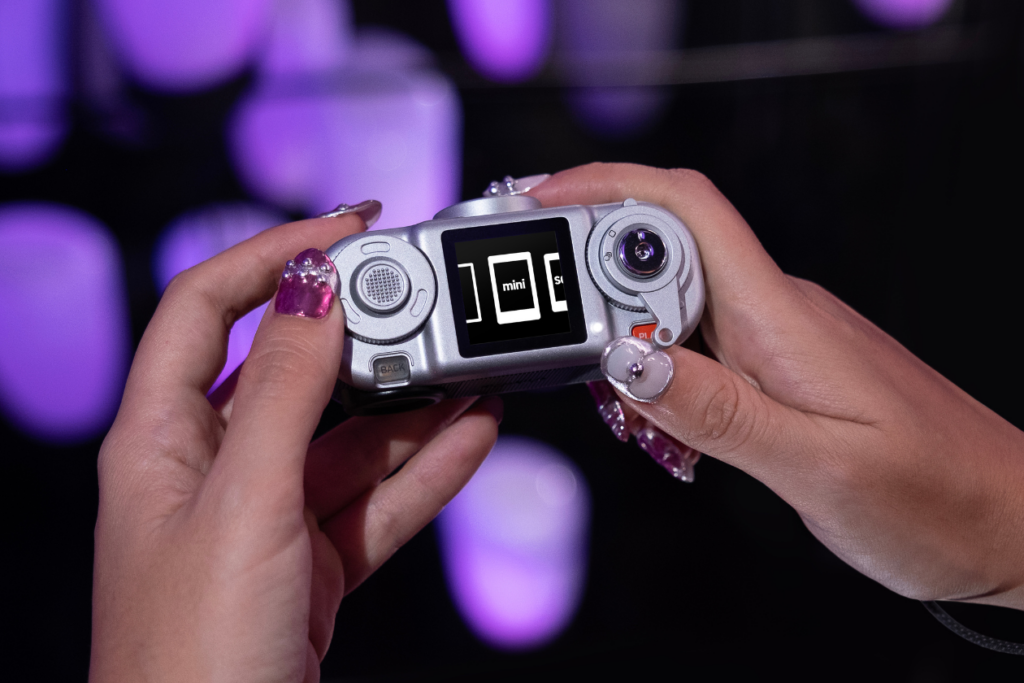instax Pal 2™